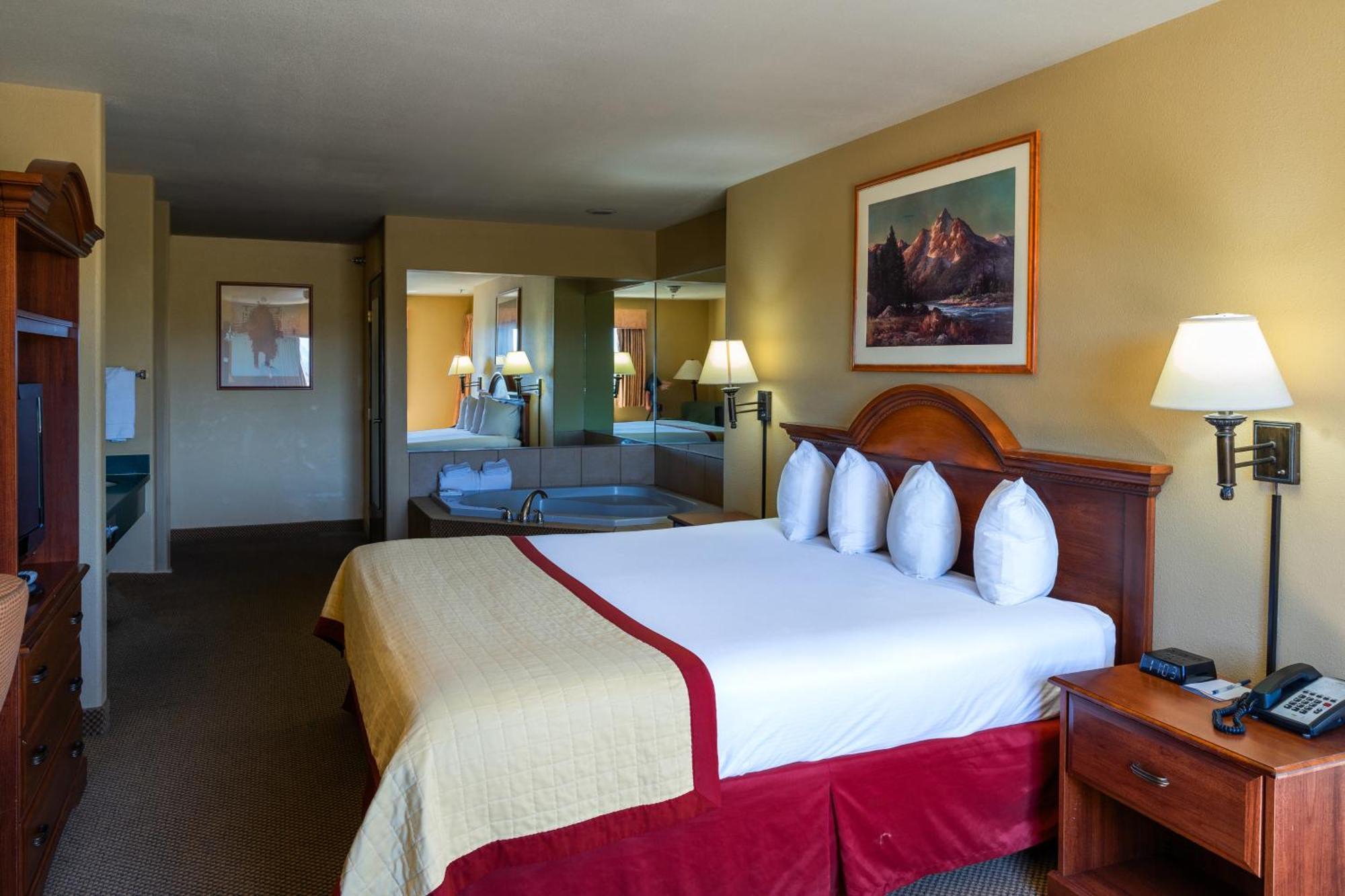 Pinedale Hotel & Suites Exteriér fotografie